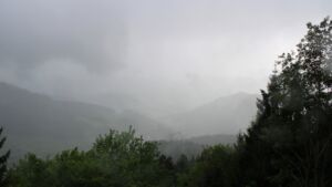 Dieses Bild zeigt eine Webcam-Aufnahme vom Achertal, aufgenommen am Donnerstag, den 14.05.2026 um 18:00 Uhr. Die Temperatur betrug 6.2°C.