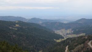 Dieses Bild zeigt eine Webcam-Aufnahme vom Achertal, aufgenommen am Mittwoch, den 10.12.2025 um 09:10 Uhr. Die Temperatur betrug 6.9°C.