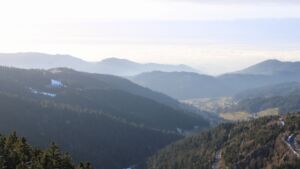 Dieses Bild zeigt eine Webcam-Aufnahme vom Achertal, aufgenommen am Samstag, den 31.01.2026 um 15:50 Uhr. Die Temperatur betrug 6.4°C.