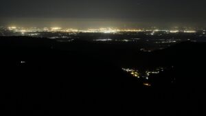 Dieses Bild zeigt eine Webcam-Aufnahme vom Achertal, aufgenommen am Donnerstag, den 09.04.2026 um 03:00 Uhr. Die Temperatur betrug 11.5°C.