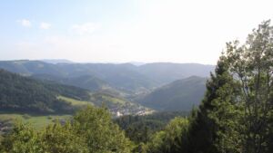 Dieses Bild zeigt eine Webcam-Aufnahme vom Achertal, aufgenommen am Dienstag, den 08.09.2026 um 17:40 Uhr. Die Temperatur betrug 30°C.