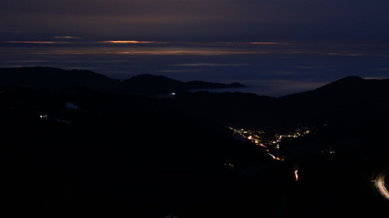 Dieses Bild zeigt eine Webcam-Aufnahme vom Achertal, aufgenommen am Donnerstag, den 22.01.2026 um 18:10 Uhr. Die Temperatur betrug 3.2°C.