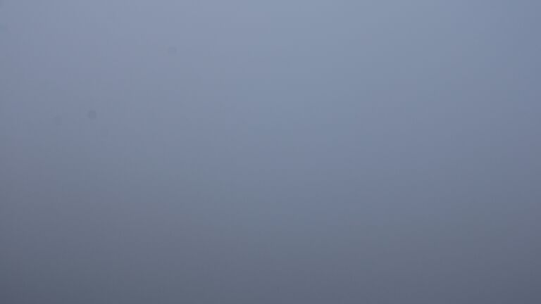 Dieses Bild zeigt eine Webcam-Aufnahme vom Achertal, aufgenommen am Dienstag, den 23.12.2025 um 12:00 Uhr. Die Temperatur betrug -3.6°C.