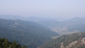 Dieses Bild zeigt eine Webcam-Aufnahme vom Achertal, aufgenommen am Montag, den 09.03.2026 um 09:40 Uhr. Die Temperatur betrug 9.8°C.