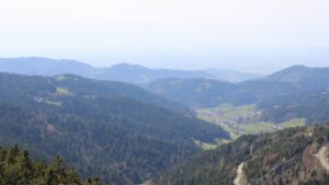 Dieses Bild zeigt eine Webcam-Aufnahme vom Achertal, aufgenommen am Samstag, den 11.04.2026 um 15:30 Uhr. Die Temperatur betrug 16.8°C.