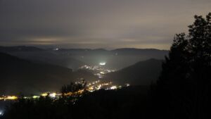Dieses Bild zeigt eine Webcam-Aufnahme vom Achertal, aufgenommen am Dienstag, den 20.10.2026 um 19:40 Uhr. Die Temperatur betrug 10.6°C.