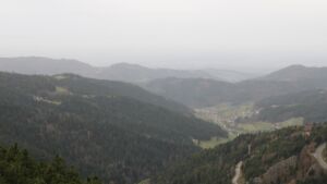 Dieses Bild zeigt eine Webcam-Aufnahme vom Achertal, aufgenommen am Freitag, den 14.11.2025 um 13:50 Uhr. Die Temperatur betrug 16.5°C.