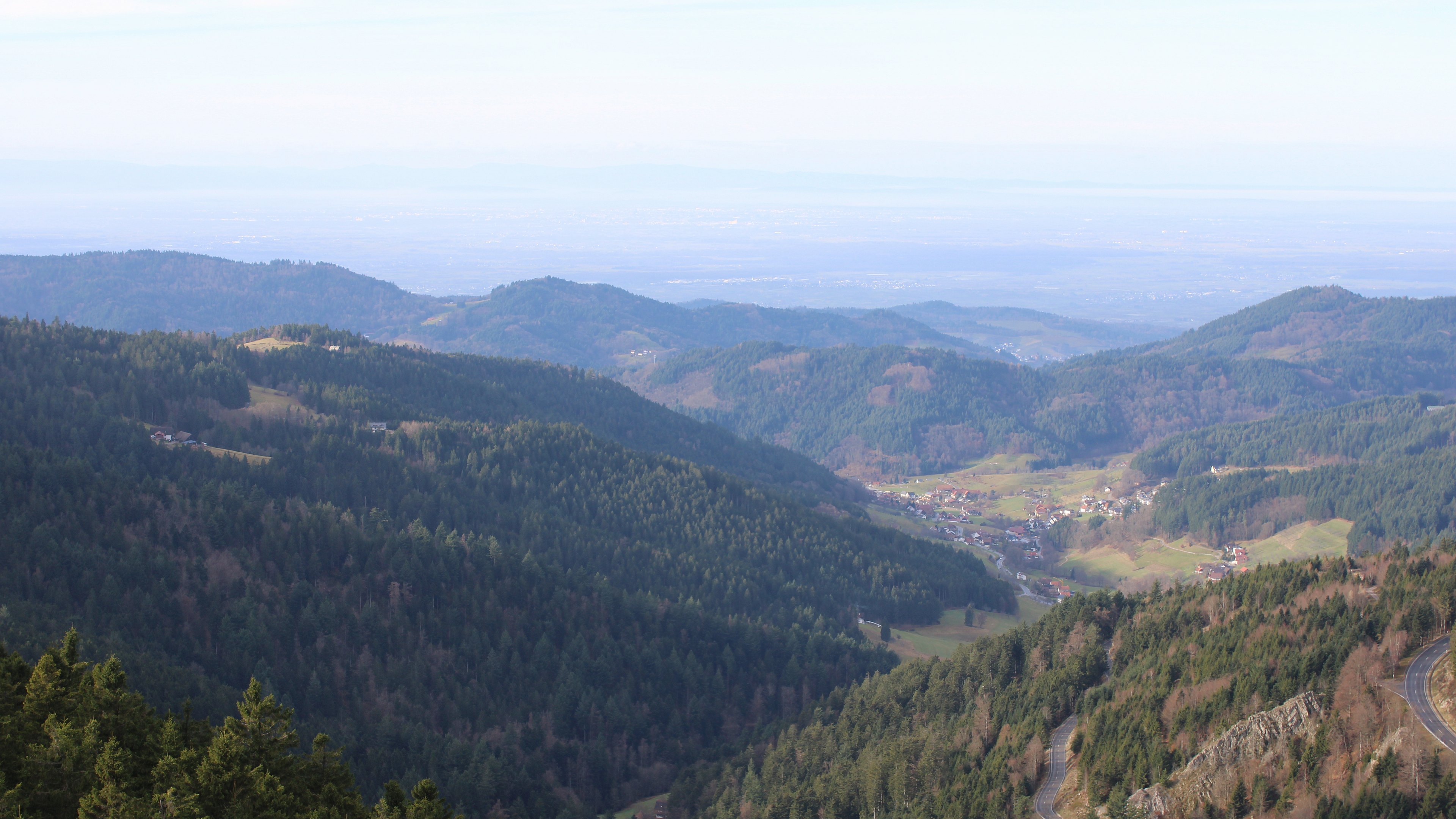 Zum Fotoarchiv vom Donnerstag, 18. Dezember 2025