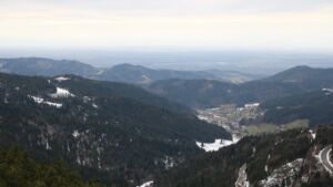 Dieses Bild zeigt eine Webcam-Aufnahme vom Achertal, aufgenommen am Mittwoch, den 14.01.2026 um 11:40 Uhr. Die Temperatur betrug 5.1°C.