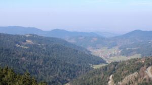 Dieses Bild zeigt eine Webcam-Aufnahme vom Achertal, aufgenommen am Donnerstag, den 19.03.2026 um 11:00 Uhr. Die Temperatur betrug 7.1°C.