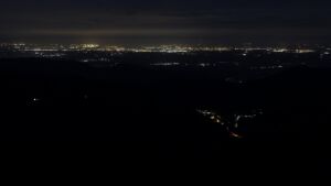 Dieses Bild zeigt eine Webcam-Aufnahme vom Achertal, aufgenommen am Montag, den 06.04.2026 um 05:50 Uhr. Die Temperatur betrug 3.9°C.