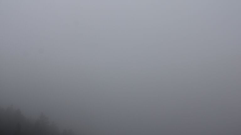 Dieses Bild zeigt eine Webcam-Aufnahme vom Achertal, aufgenommen am Sonntag, den 02.11.2025 um 13:40 Uhr. Die Temperatur betrug 5.9°C.