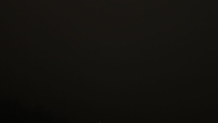 Dieses Bild zeigt eine Webcam-Aufnahme vom Achertal, aufgenommen am Freitag, den 28.11.2025 um 22:00 Uhr. Die Temperatur betrug 4.2°C.