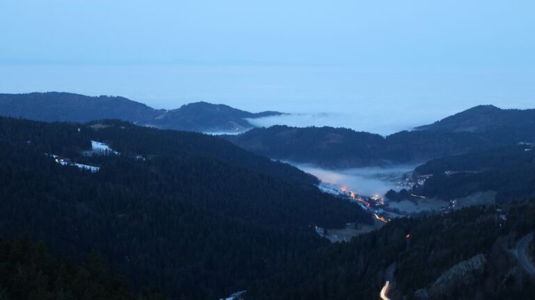 Dieses Bild zeigt eine Webcam-Aufnahme vom Achertal, aufgenommen am Donnerstag, den 22.01.2026 um 07:30 Uhr. Die Temperatur betrug 4.7°C.