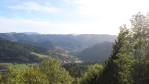 Dieses Bild zeigt eine Webcam-Aufnahme vom Achertal, aufgenommen am Samstag, den 19.09.2026 um 17:50 Uhr. Die Temperatur betrug 23°C.