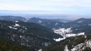 Dieses Bild zeigt eine Webcam-Aufnahme vom Achertal, aufgenommen am Dienstag, den 13.01.2026 um 11:00 Uhr. Die Temperatur betrug 6.4°C.