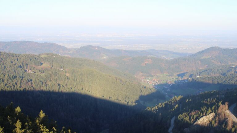 Dieses Bild zeigt eine Webcam-Aufnahme vom Achertal, aufgenommen am Mittwoch, den 08.04.2026 um 08:00 Uhr. Die Temperatur betrug 8.7°C.