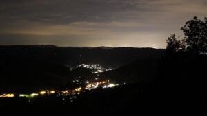 Dieses Bild zeigt eine Webcam-Aufnahme vom Achertal, aufgenommen am Samstag, den 19.09.2026 um 05:00 Uhr. Die Temperatur betrug 11.9°C.