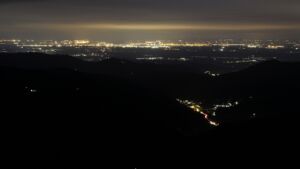 Dieses Bild zeigt eine Webcam-Aufnahme vom Achertal, aufgenommen am Sonntag, den 14.09.2025 um 20:40 Uhr. Die Temperatur betrug 12.1°C.