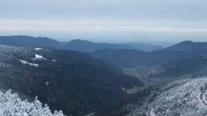 Dieses Bild zeigt eine Webcam-Aufnahme vom Achertal, aufgenommen am Donnerstag, den 27.11.2025 um 08:00 Uhr. Die Temperatur betrug -3.2°C.