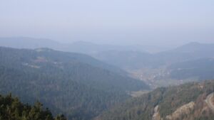 Dieses Bild zeigt eine Webcam-Aufnahme vom Achertal, aufgenommen am Montag, den 09.03.2026 um 09:20 Uhr. Die Temperatur betrug 9.4°C.