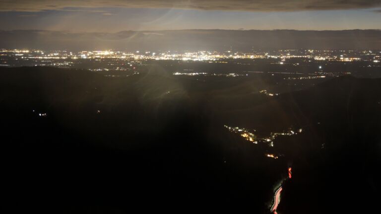 Dieses Bild zeigt eine Webcam-Aufnahme vom Achertal, aufgenommen am Donnerstag, den 11.09.2025 um 21:10 Uhr. Die Temperatur betrug 9.6°C.