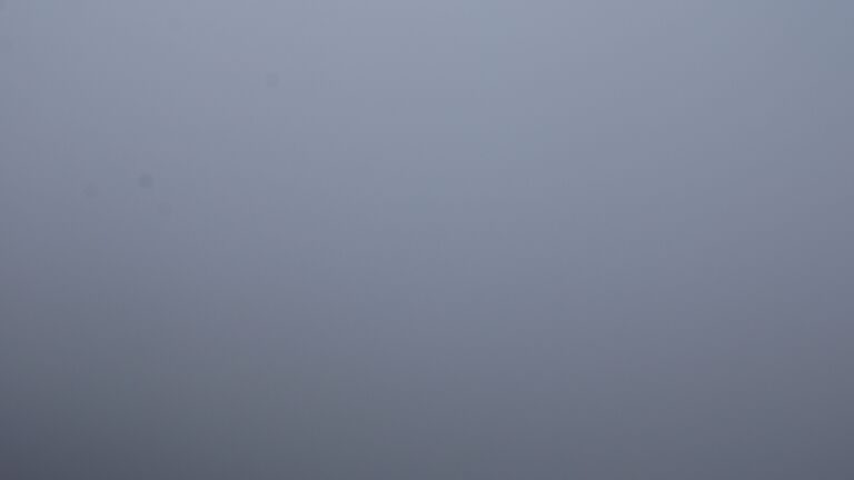 Dieses Bild zeigt eine Webcam-Aufnahme vom Achertal, aufgenommen am Dienstag, den 23.12.2025 um 14:00 Uhr. Die Temperatur betrug -3.7°C.