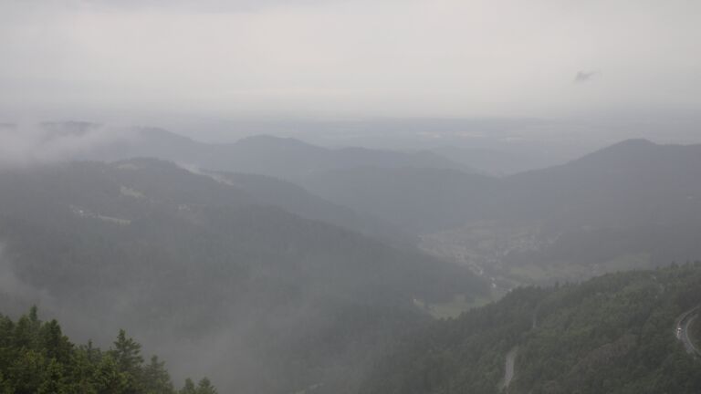 Dieses Bild zeigt eine Webcam-Aufnahme vom Achertal, aufgenommen am Mittwoch, den 04.06.2025 um 08:20 Uhr. Die Temperatur betrug 11°C.