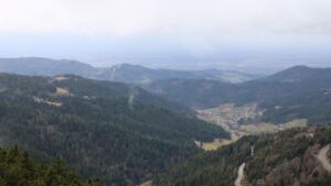 Dieses Bild zeigt eine Webcam-Aufnahme vom Achertal, aufgenommen am Freitag, den 13.02.2026 um 14:40 Uhr. Die Temperatur betrug 3.8°C.