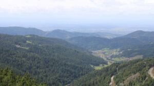 Dieses Bild zeigt eine Webcam-Aufnahme vom Achertal, aufgenommen am Dienstag, den 16.09.2025 um 13:10 Uhr. Die Temperatur betrug 9.1°C.