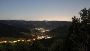 Dieses Bild zeigt eine Webcam-Aufnahme vom Achertal, aufgenommen am Donnerstag, den 03.09.2026 um 05:30 Uhr. Die Temperatur betrug 14.7°C.