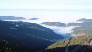 Dieses Bild zeigt eine Webcam-Aufnahme vom Achertal, aufgenommen am Donnerstag, den 05.02.2026 um 09:30 Uhr. Die Temperatur betrug 5.8°C.