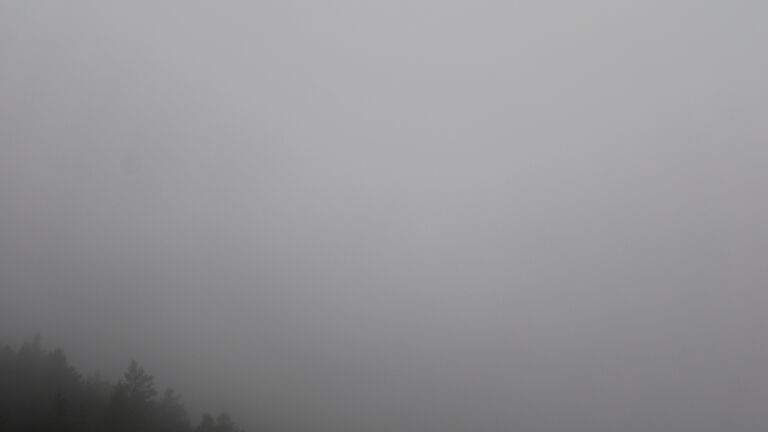 Dieses Bild zeigt eine Webcam-Aufnahme vom Achertal, aufgenommen am Sonntag, den 02.11.2025 um 16:20 Uhr. Die Temperatur betrug 4.7°C.