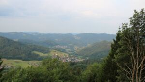 Dieses Bild zeigt eine Webcam-Aufnahme vom Achertal, aufgenommen am Mittwoch, den 15.07.2026 um 06:50 Uhr. Die Temperatur betrug 22.3°C.