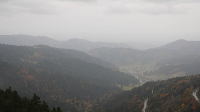 Dieses Bild zeigt eine Webcam-Aufnahme vom Achertal, aufgenommen am Montag, den 20.10.2025 um 10:40 Uhr. Die Temperatur betrug 8.8°C.