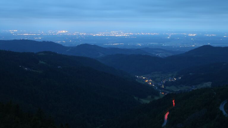 Dieses Bild zeigt eine Webcam-Aufnahme vom Achertal, aufgenommen am Mittwoch, den 28.05.2025 um 05:00 Uhr. Die Temperatur betrug 9.1°C.