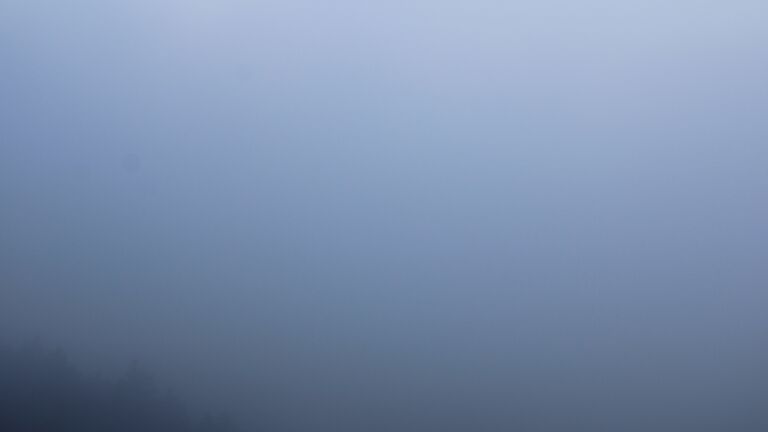 Dieses Bild zeigt eine Webcam-Aufnahme vom Achertal, aufgenommen am Montag, den 10.11.2025 um 07:50 Uhr. Die Temperatur betrug 2.8°C.