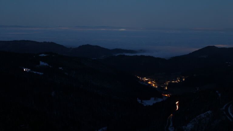 Dieses Bild zeigt eine Webcam-Aufnahme vom Achertal, aufgenommen am Samstag, den 22.11.2025 um 06:50 Uhr. Die Temperatur betrug -4.8°C.