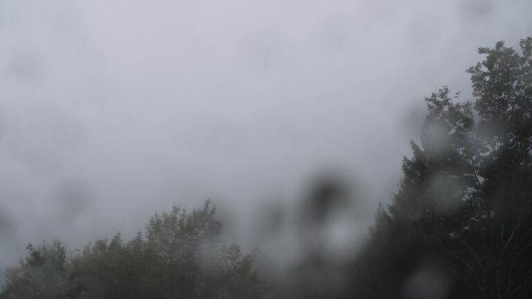 Dieses Bild zeigt eine Webcam-Aufnahme vom Achertal, aufgenommen am Donnerstag, den 08.10.2026 um 16:10 Uhr. Die Temperatur betrug 9.3°C.