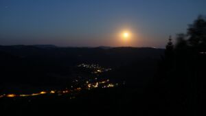 Dieses Bild zeigt eine Webcam-Aufnahme vom Achertal, aufgenommen am Mittwoch, den 29.07.2026 um 04:50 Uhr. Die Temperatur betrug 23°C.