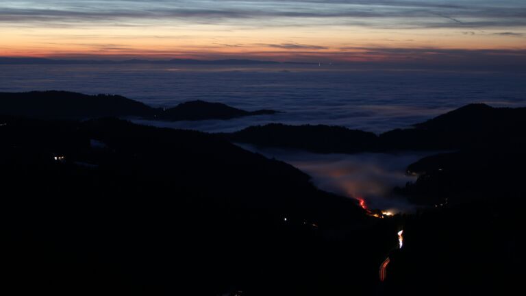 Dieses Bild zeigt eine Webcam-Aufnahme vom Achertal, aufgenommen am Mittwoch, den 21.01.2026 um 18:10 Uhr. Die Temperatur betrug 4°C.