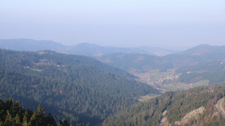 Dieses Bild zeigt eine Webcam-Aufnahme vom Achertal, aufgenommen am Sonntag, den 08.03.2026 um 09:00 Uhr. Die Temperatur betrug 11°C.