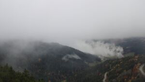 Dieses Bild zeigt eine Webcam-Aufnahme vom Achertal, aufgenommen am Sonntag, den 02.11.2025 um 10:20 Uhr. Die Temperatur betrug 6.1°C.