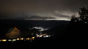 Dieses Bild zeigt eine Webcam-Aufnahme vom Achertal, aufgenommen am Samstag, den 22.08.2026 um 02:00 Uhr. Die Temperatur betrug 11.3°C.