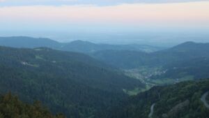 Dieses Bild zeigt eine Webcam-Aufnahme vom Achertal, aufgenommen am Samstag, den 09.05.2026 um 06:10 Uhr. Die Temperatur betrug 9.6°C.