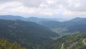 Dieses Bild zeigt eine Webcam-Aufnahme vom Achertal, aufgenommen am Dienstag, den 05.05.2026 um 11:50 Uhr. Die Temperatur betrug 11.4°C.