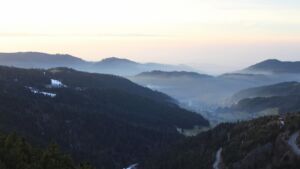 Dieses Bild zeigt eine Webcam-Aufnahme vom Achertal, aufgenommen am Samstag, den 17.01.2026 um 16:40 Uhr. Die Temperatur betrug 6°C.