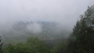 Dieses Bild zeigt eine Webcam-Aufnahme vom Achertal, aufgenommen am Freitag, den 15.05.2026 um 08:00 Uhr. Die Temperatur betrug 3.2°C.