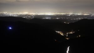 Dieses Bild zeigt eine Webcam-Aufnahme vom Achertal, aufgenommen am Freitag, den 19.12.2025 um 06:00 Uhr. Die Temperatur betrug 7.1°C.