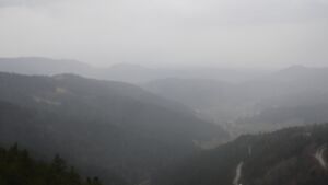 Dieses Bild zeigt eine Webcam-Aufnahme vom Achertal, aufgenommen am Mittwoch, den 11.03.2026 um 15:50 Uhr. Die Temperatur betrug 5.7°C.